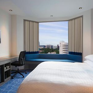 Deluxe Zimmer mit Kingsize-Bett